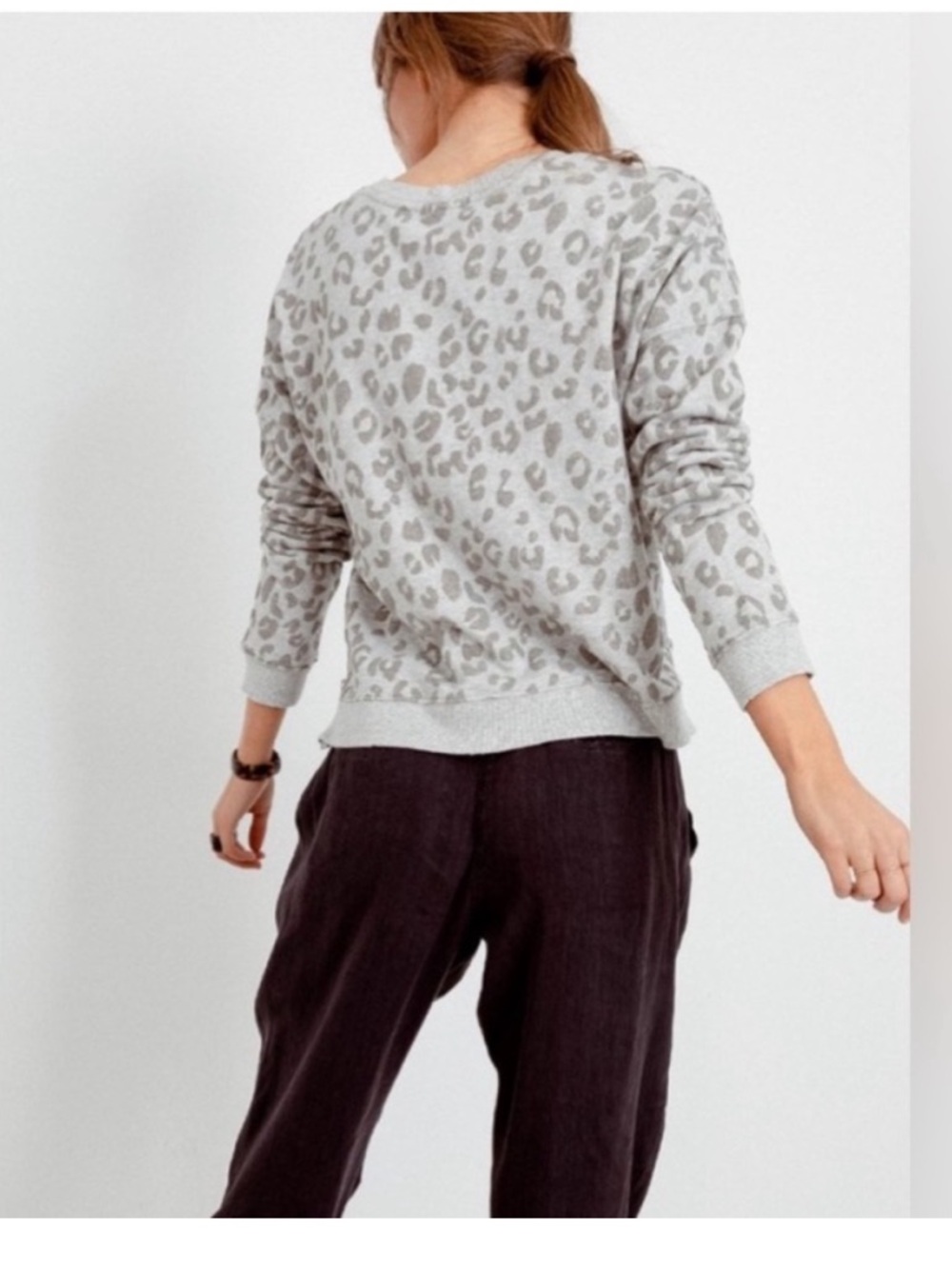 Rails Marlo Flocked Leopard Print Sweatshirt View 4